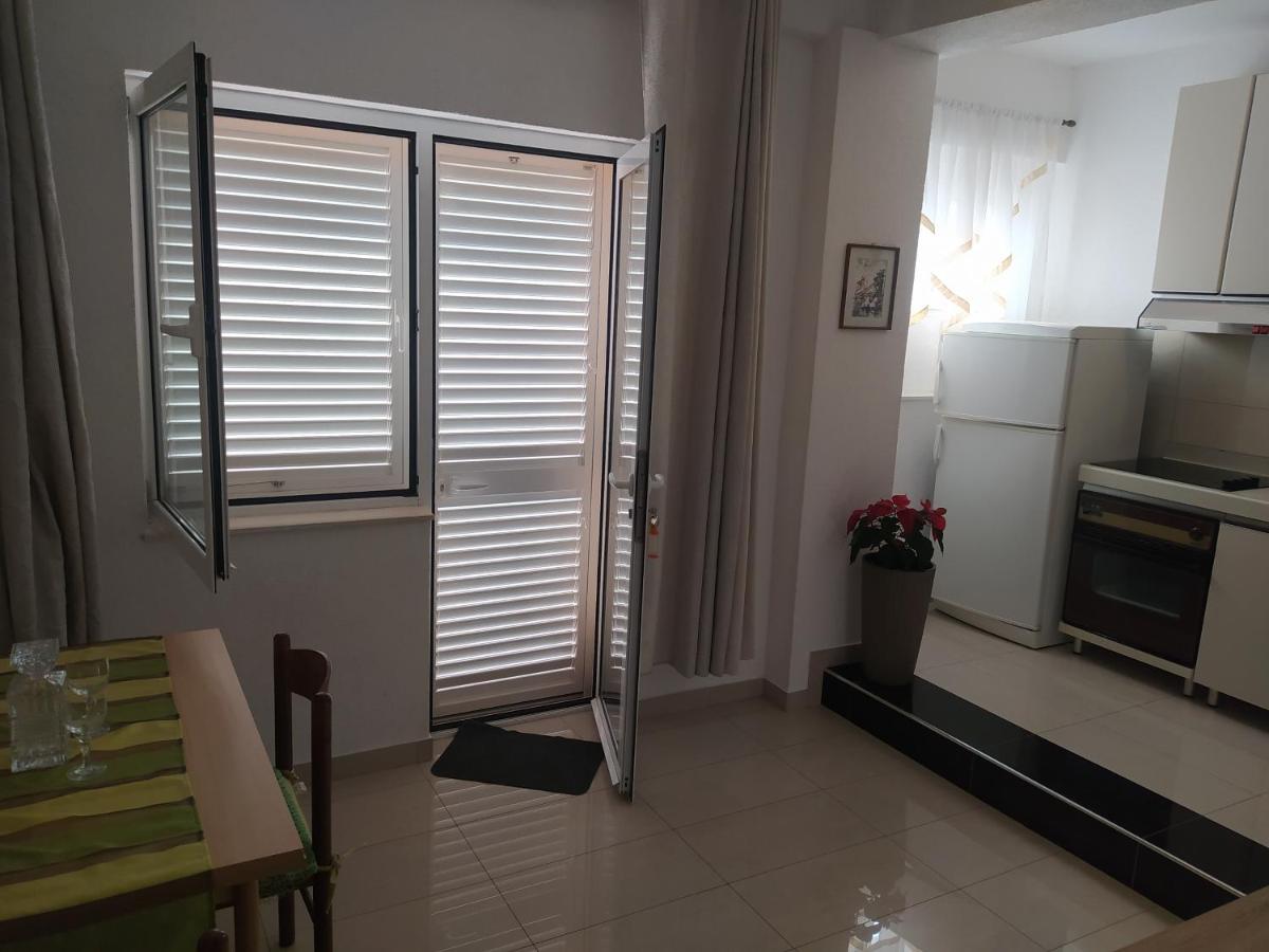 Apartmani Trubi 1 沃迪切 外观 照片